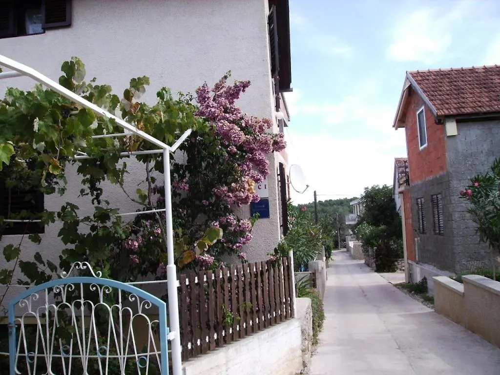 Apartment In Zdrelac With Balcony, Air Conditioning, Wifi, Washing Machine 4834-1